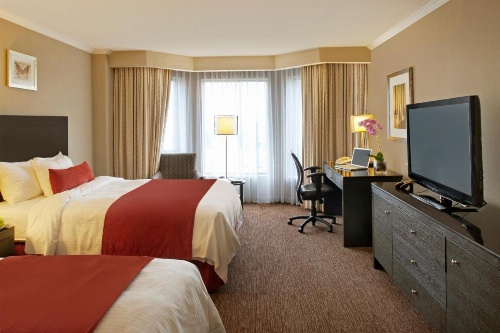 Delta Hotels by Marriott Toronto East image 12
